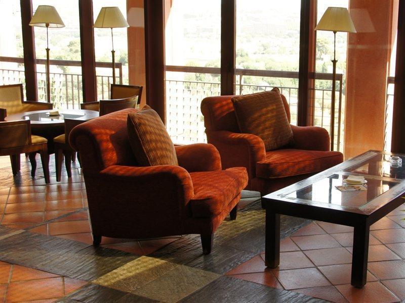 Hotel Cigarral El Bosque Tolède Extérieur photo A living room