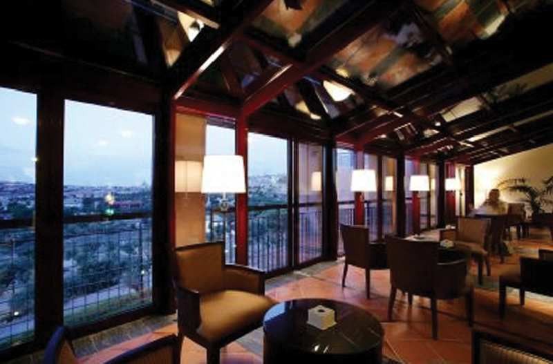 Hotel Cigarral El Bosque Tolède Extérieur photo The Sky Bar